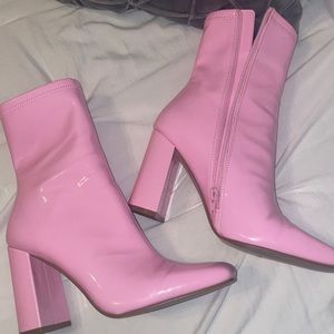 Barbie pink boots